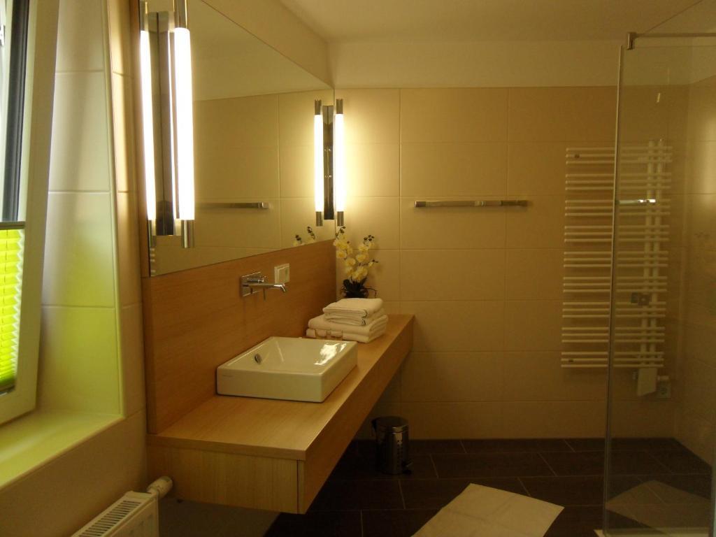 Gasthof-Pension Schuetz Wesenufer Zewnętrze zdjęcie